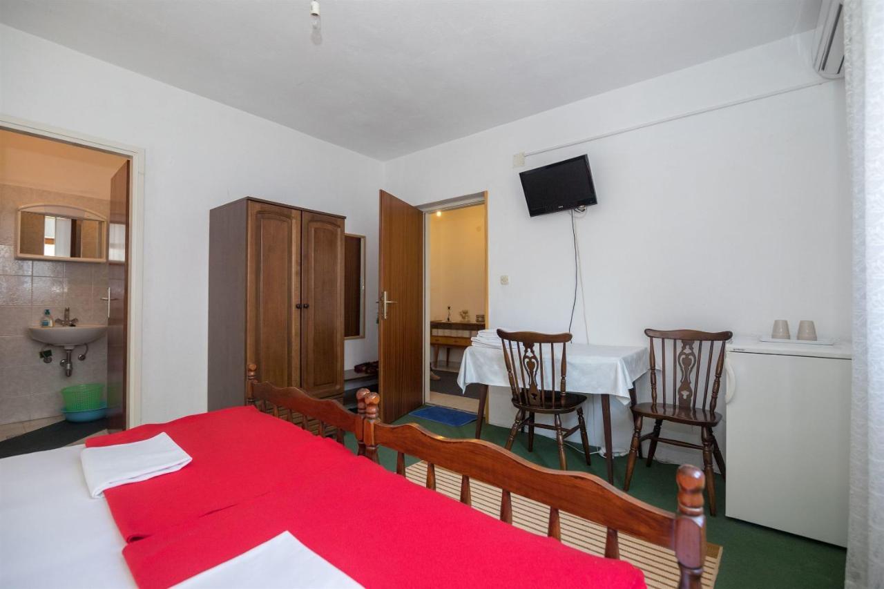 Apartment Ante Tonci มาคาร์สกา ภายนอก รูปภาพ